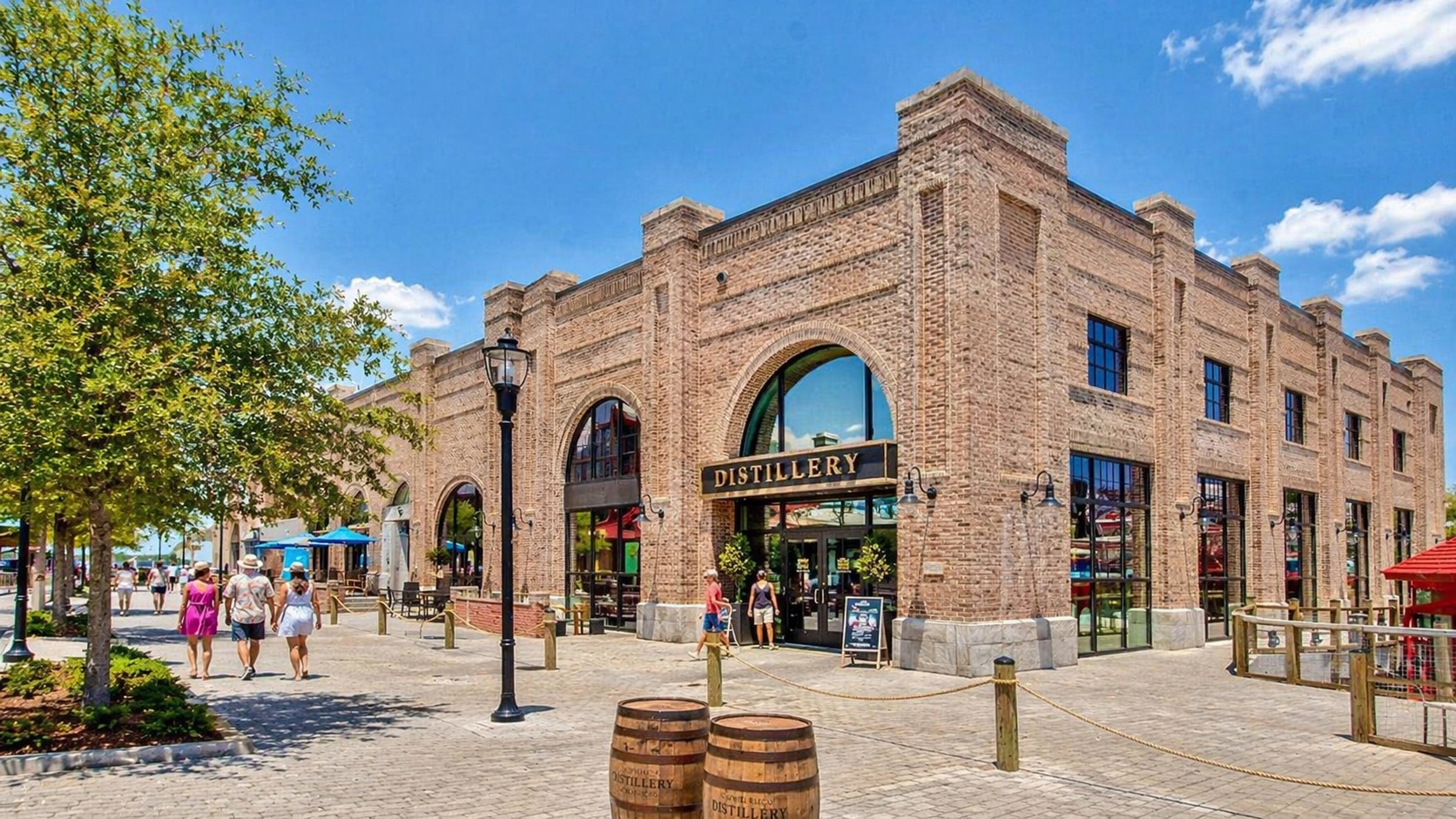 ole-smoky-distillery-yee-haw-brewing-broadway-myrtle-beach